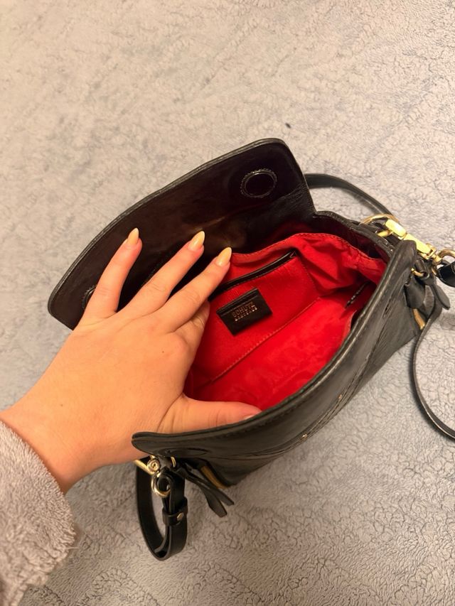 Bolso Piel Schutz Negro