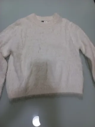 Jersey pelo blanco Divided Talla XS