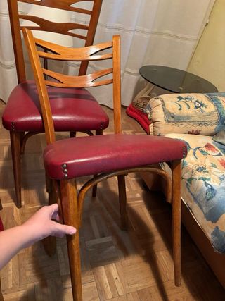 Mesa extensible comedor + 4 sillas