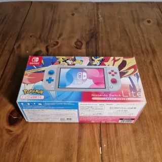 Nintendo Switch Lite Pokémon