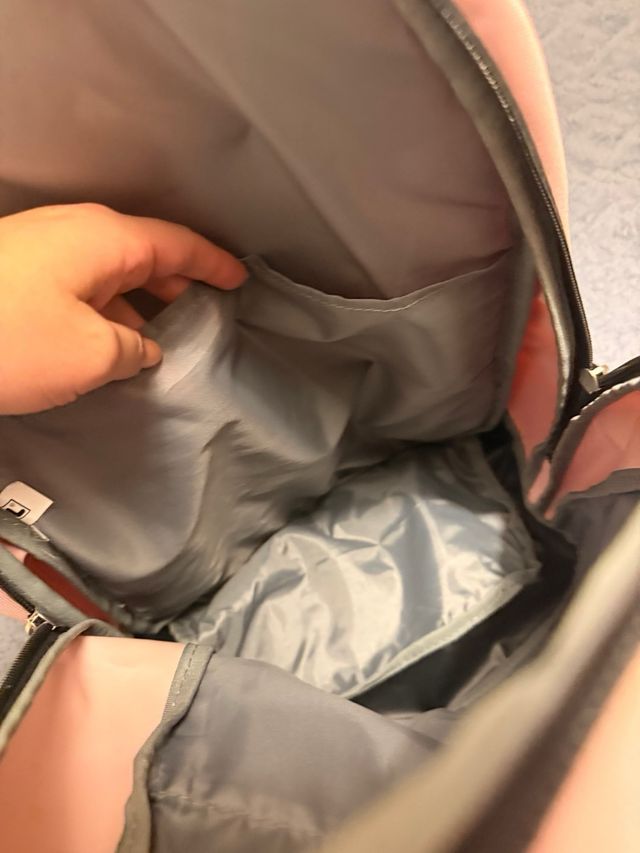 Mochila Fila Rosa y Negra