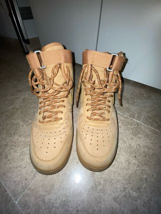 Nike Air Force 1 Mid