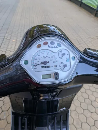 Vespa GranTurismo 125cc - 2006