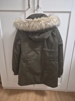 Cazadora Pull&Bear verde mujer
