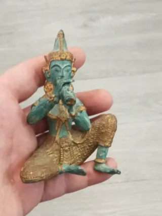 Statua Thailandese Musicista