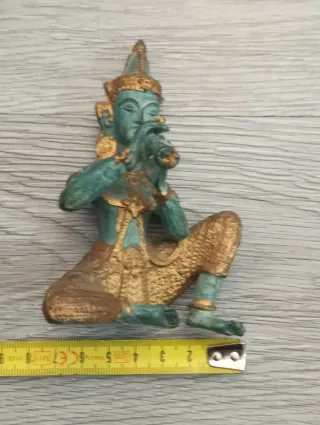 Statua Thailandese Musicista