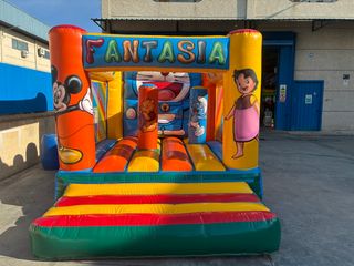 Castillo Hinchable 4x3x2,70