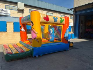 Castillo Hinchable 4x3x2,70