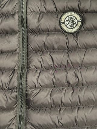 Chaleco acolchado gris antracita pluma pato