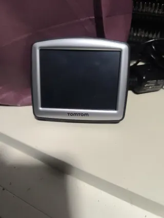 GPS TomTom con accesorios