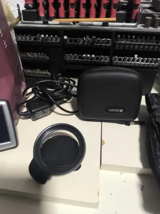 GPS TomTom con accesorios