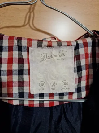 Abrigo paño azul con capucha