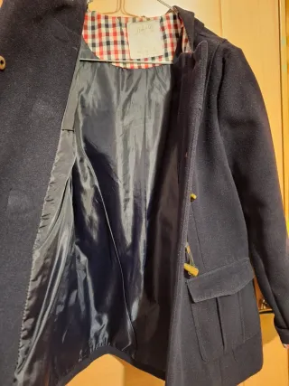 Abrigo paño azul con capucha