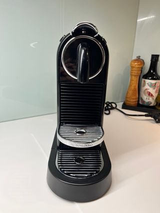 Cafetera Nespresso Citiz Limousine Negra
