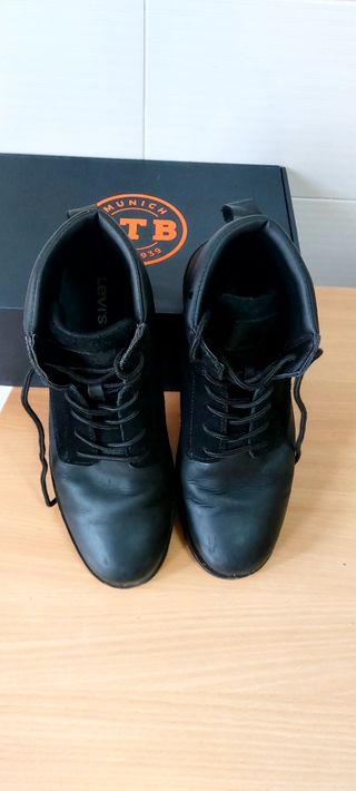 Botas Levis Hombre Negras