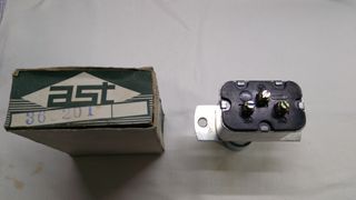 Interruptor Pie 2 Posiciones AST