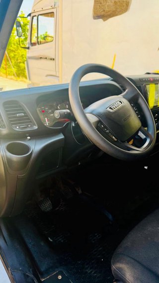 Iveco Daily 2016 6 PLAZAS HOMOLOGADAs