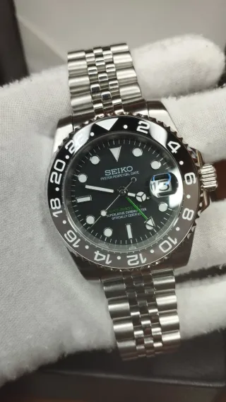 Reloj Seiko Mod GMT-Master II Bruce Wayne Negro