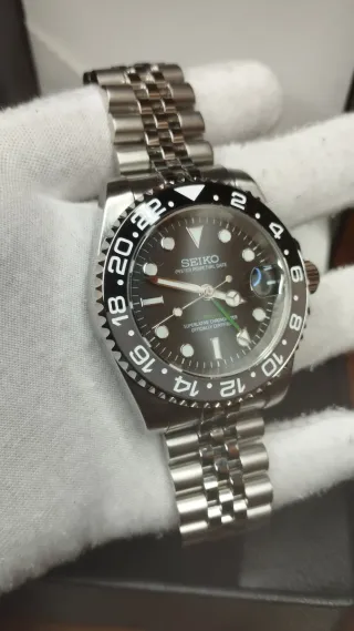 Reloj Seiko Mod GMT-Master II Bruce Wayne Negro