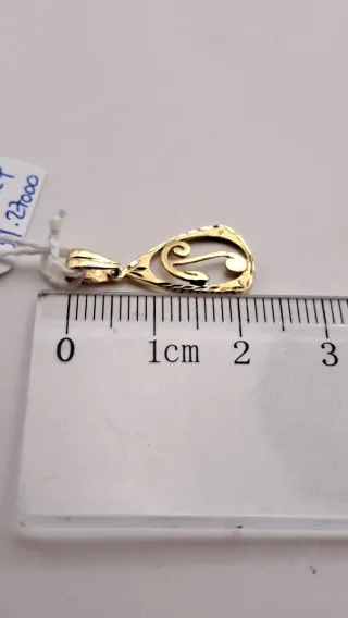 Colgante oro 18k letra p