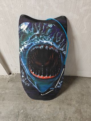 Tabla de surf tiburón para niños