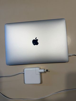 MacBook Pro 13 M1 8GB/256GB (2020)
