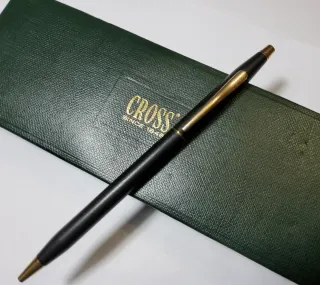 Penna Cross Nera e Oro con Scatola