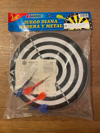 Diana de Dardos Madera y Metal