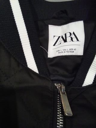 Cazadora Zara Bomber Negra y Blanca Talla L