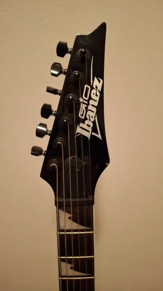 Guitarra Eléctrica Ibanez Gio Negra