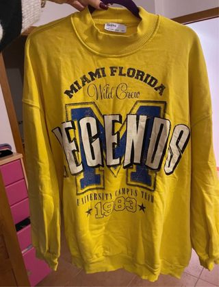 Sudadera Bershka Amarilla