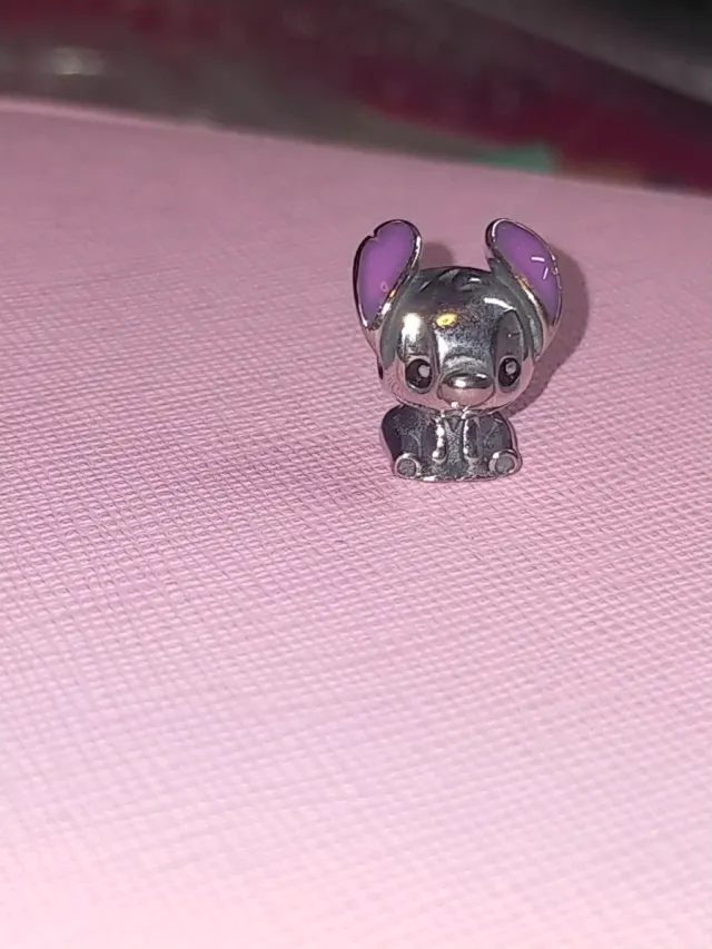 Charms Pandora Stitch Morado Plata con ticket
