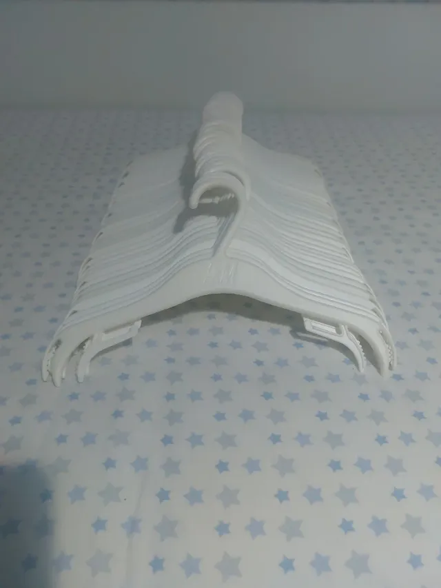 Perchas blancas para bebé (pack) 36 perchas