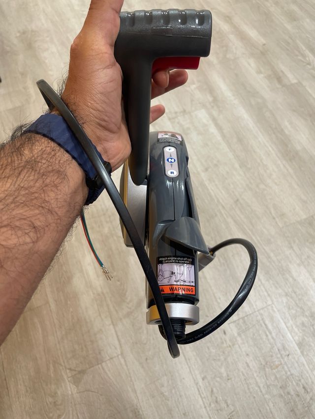 Cuadro de Control Remoto para Barco