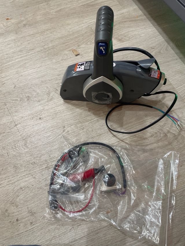 Cuadro de Control Remoto para Barco