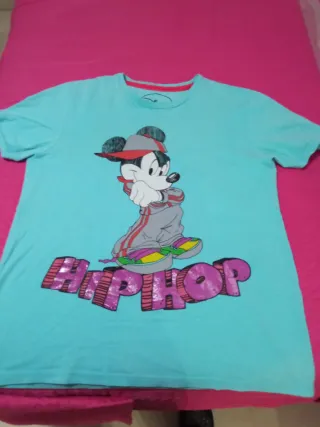 Camiseta Disney Mickey Hip Hop Talla L