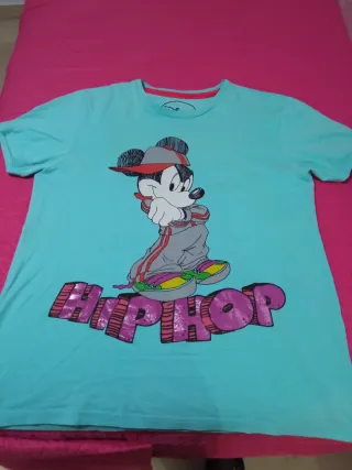 Camiseta Disney Mickey Hip Hop Talla L
