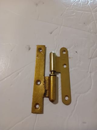 Bisagras de latón