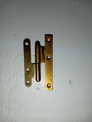 Bisagras de latón