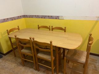 Mesa de cocina con 6 sillas