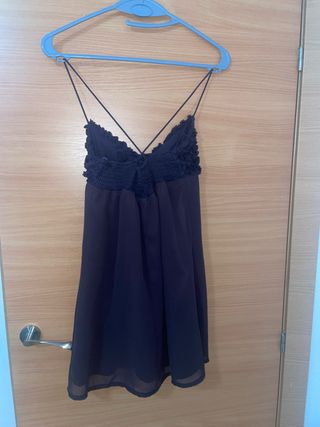 Vestido corto Bershka morado talla S fiesta