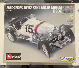 Maqueta Mercedes-Benz SSKL Burago.