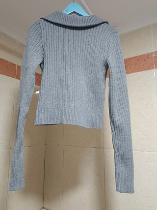 Jersey Bershka gris talla S