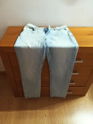 Pantalón vaquero ancho talla 42