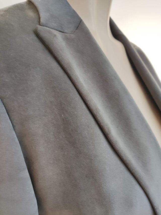 Blazer material tipo melocotón marrón grisáceo