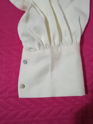 Elegante camisa blanca mujer