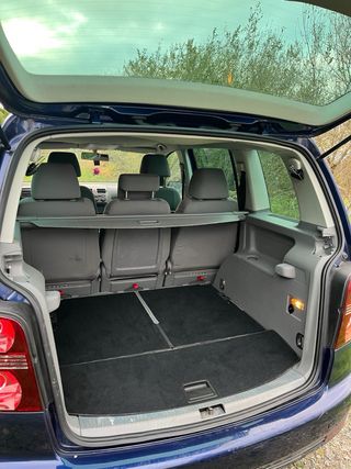 Volkswagen Touran 2.0 TDI 140 cv 7 plazas