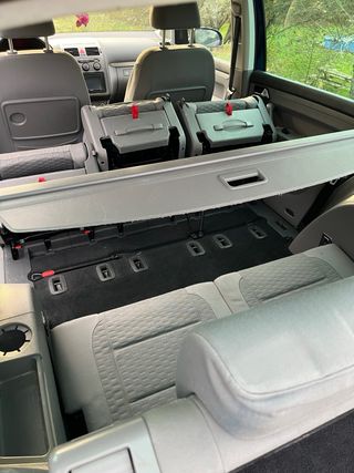 Volkswagen Touran 2.0 TDI 140 cv 7 plazas