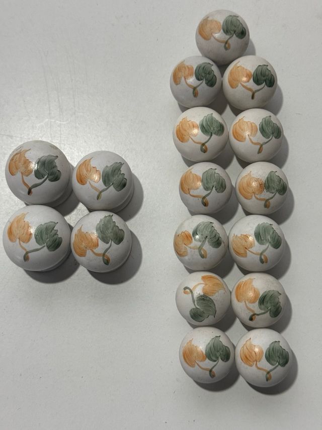 Pomos de Porcelana Pintados a Mano