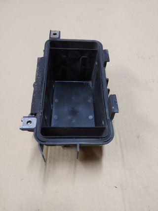 Caja Batería Honda SW-T400